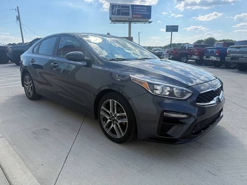 Used 2019 Kia Forte S FWD image 8