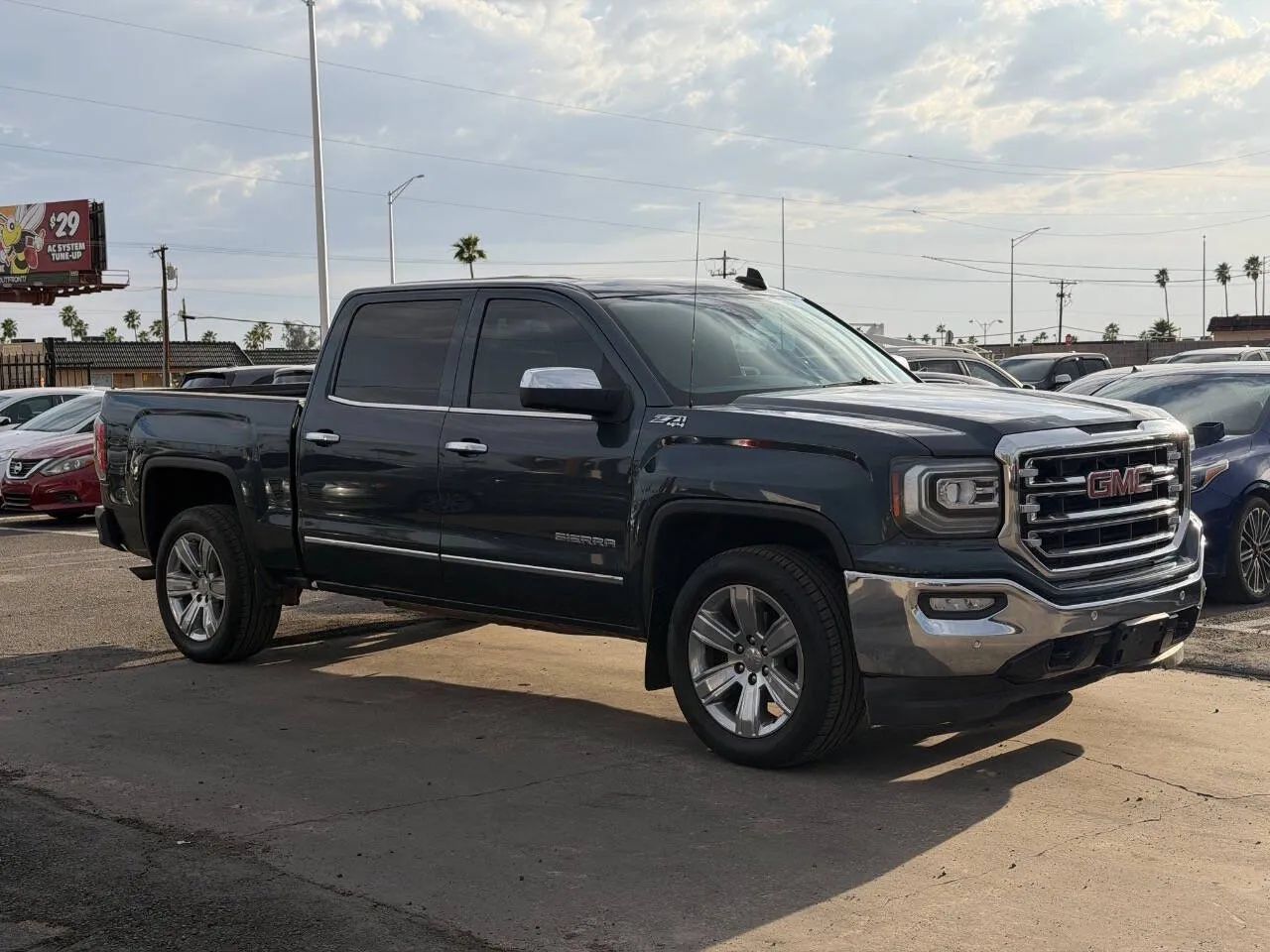 Used 2017 GMC Sierra 1500 SLT AWD/4WD image 14
