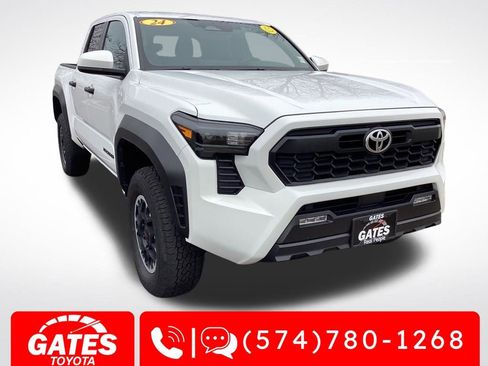 Used 2024 Toyota Tacoma TRD Off-Road image 1