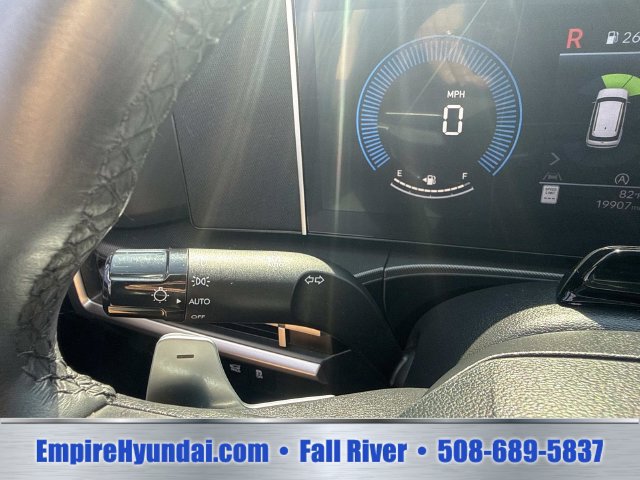 Used 2026 Hyundai Santa Fe SEL AWD/4WD image 30