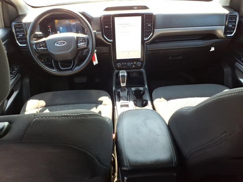 Used 2024 Ford Ranger XLT w/ Technology Package AWD/4WD image 11