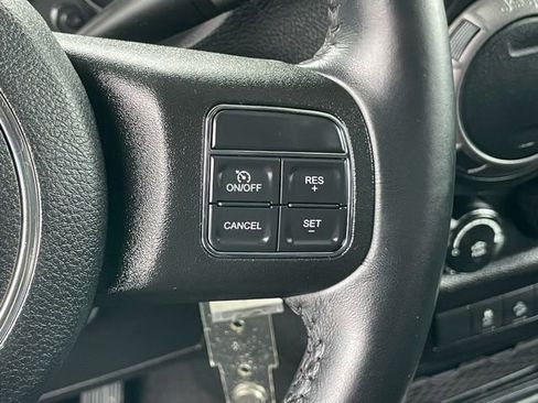 Used 2018 Jeep Wrangler Unlimited Sport image 16