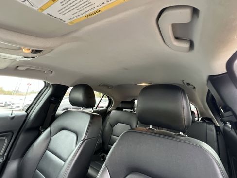 Used 2015 Mercedes-Benz GLA 250 image 25