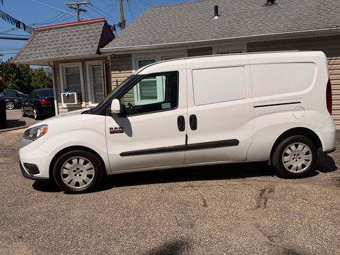 Used 2018 RAM ProMaster City Tradesman SLT FWD image 3