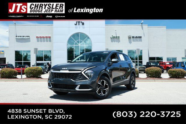 Used 2023 Kia Sportage LX AWD/4WD image 1