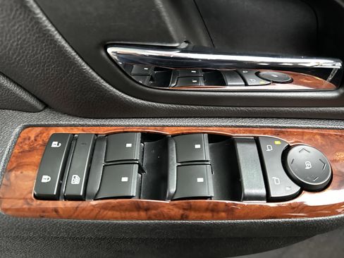 Used 2012 Chevrolet Tahoe LS w/ Convenience Package image 22