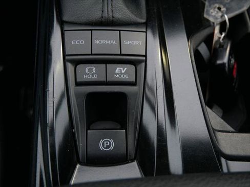 Certified 2025 Toyota Camry LE image 22