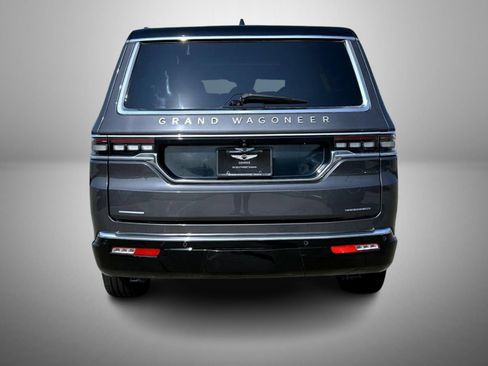 Used 2022 Jeep Grand Wagoneer Series II w/ Convenience Group III AWD/4WD image 6