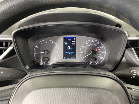 Used 2024 Toyota Corolla LE image 20