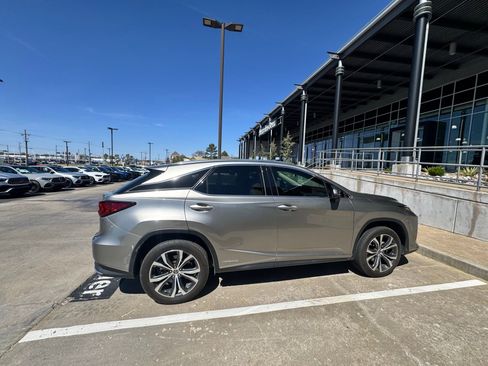 Used 2020 Lexus RX 450h AWD w/ Premium Package image 7