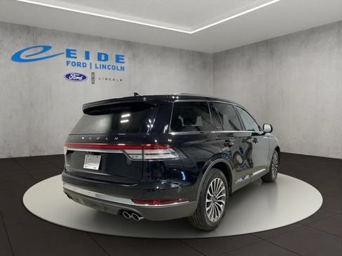 Certified 2024 Lincoln Aviator AWD w/ Premium Package image 10