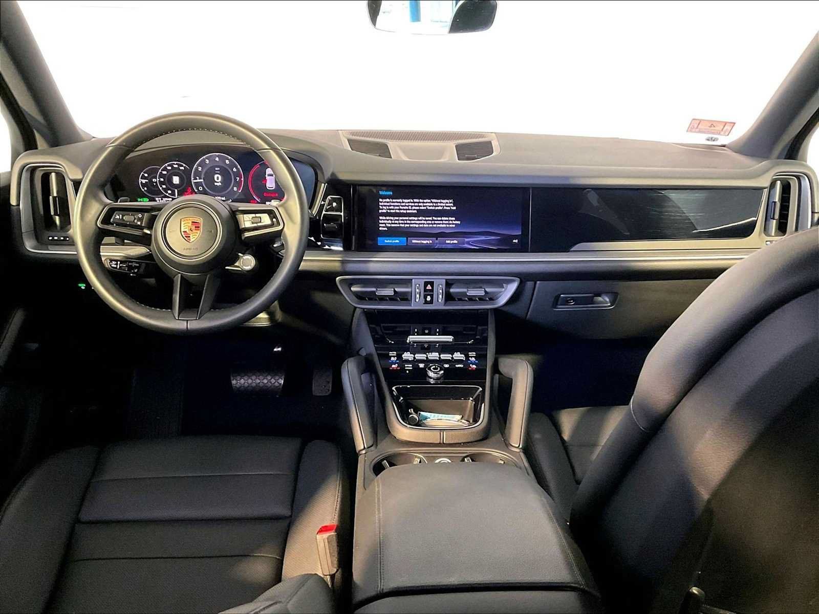 Certified 2026 Porsche Cayenne AWD/4WD image 14