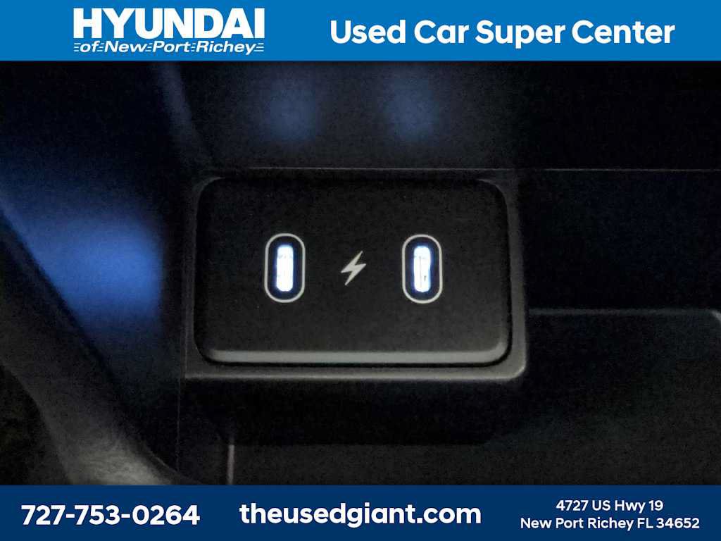 Certified 2025 Hyundai Kona SE FWD image 15