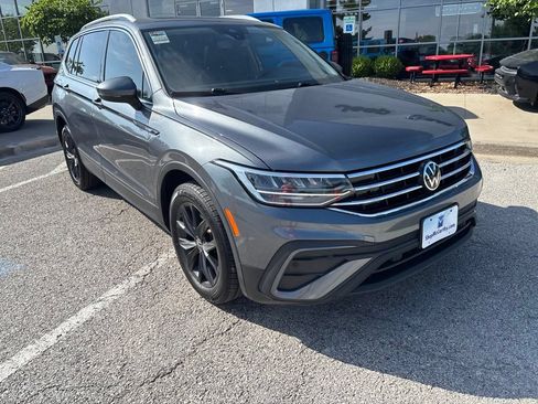 Used 2024 Volkswagen Tiguan SE AWD/4WD image 7