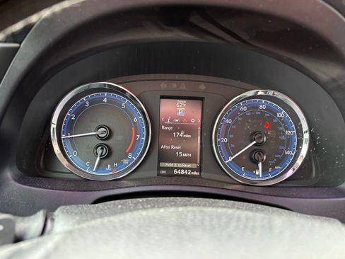 Used 2018 Toyota Corolla SE image 11