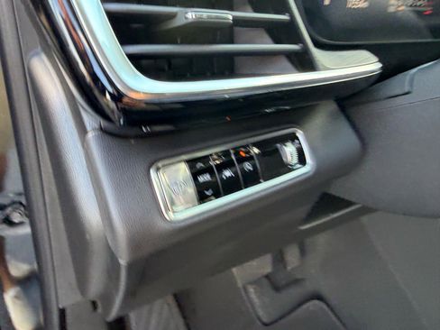 Used 2025 Buick Envision Preferred AWD/4WD image 20