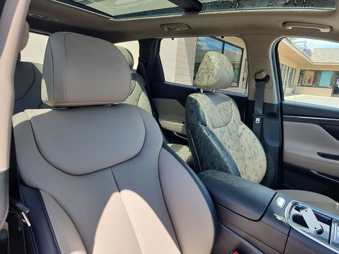 Certified 2023 Hyundai Santa Fe SEL w/ Premium Package AWD/4WD image 33