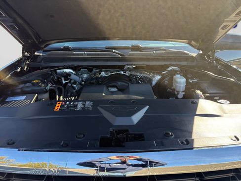 Used 2018 Chevrolet Silverado 1500 LT w/ All Star Edition image 7