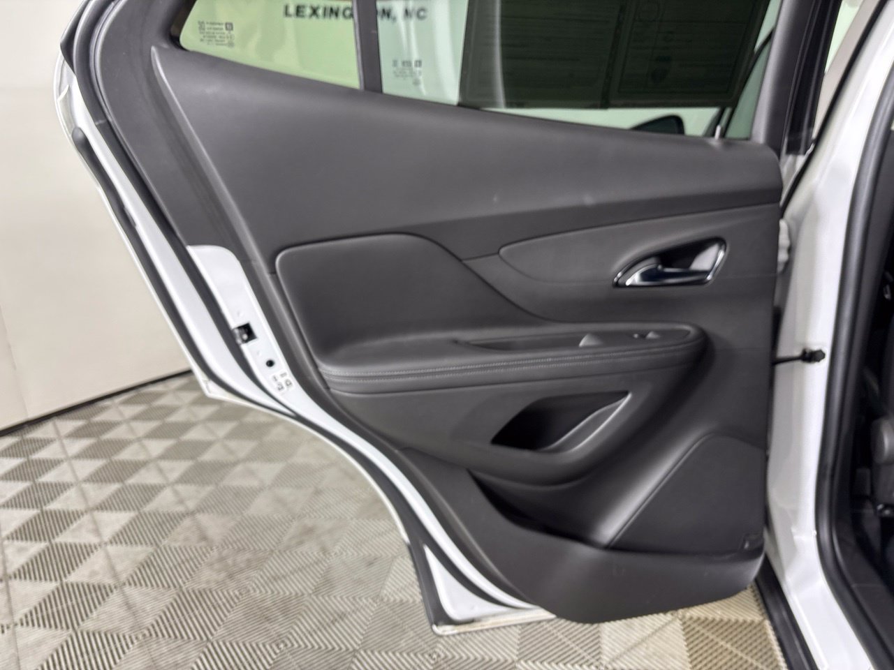 Used 2017 Buick Encore Preferred FWD image 21