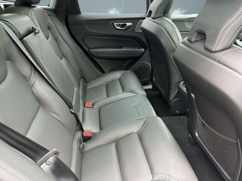 Certified 2024 Volvo XC60 B5 Ultimate AWD/4WD image 27