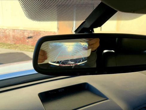 Used 2013 Toyota Tundra 4x4 CrewMax image 26