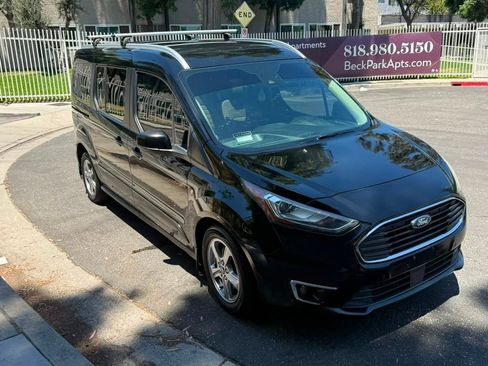 Used 2019 Ford Transit Connect Titanium w/ Titanium Premium Package FWD image 13