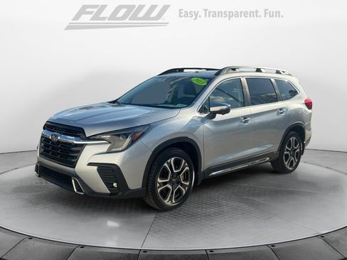 Used 2023 Subaru Ascent Touring image 4