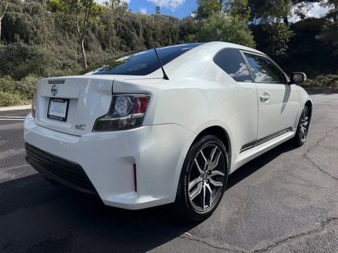 Used 2015 Scion tC image 5