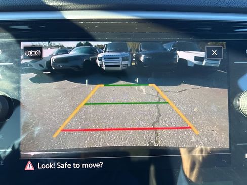 Used 2023 Volkswagen Atlas Cross Sport SEL image 22