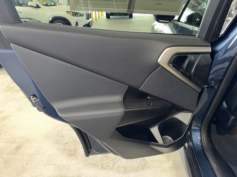 Used 2025 BMW X3 xDrive30i AWD/4WD image 16