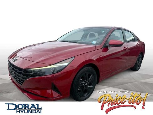 Used 2023 Hyundai Elantra SEL FWD image 1