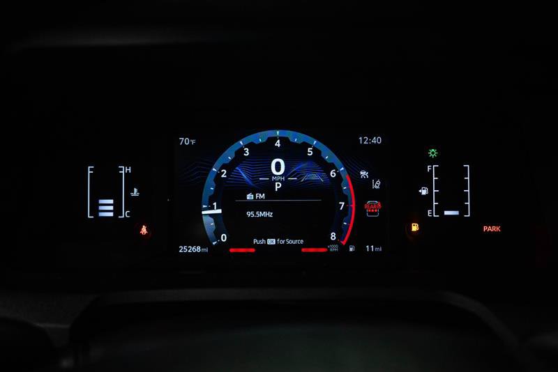 Used 2025 Toyota 4Runner SR5 AWD/4WD image 16