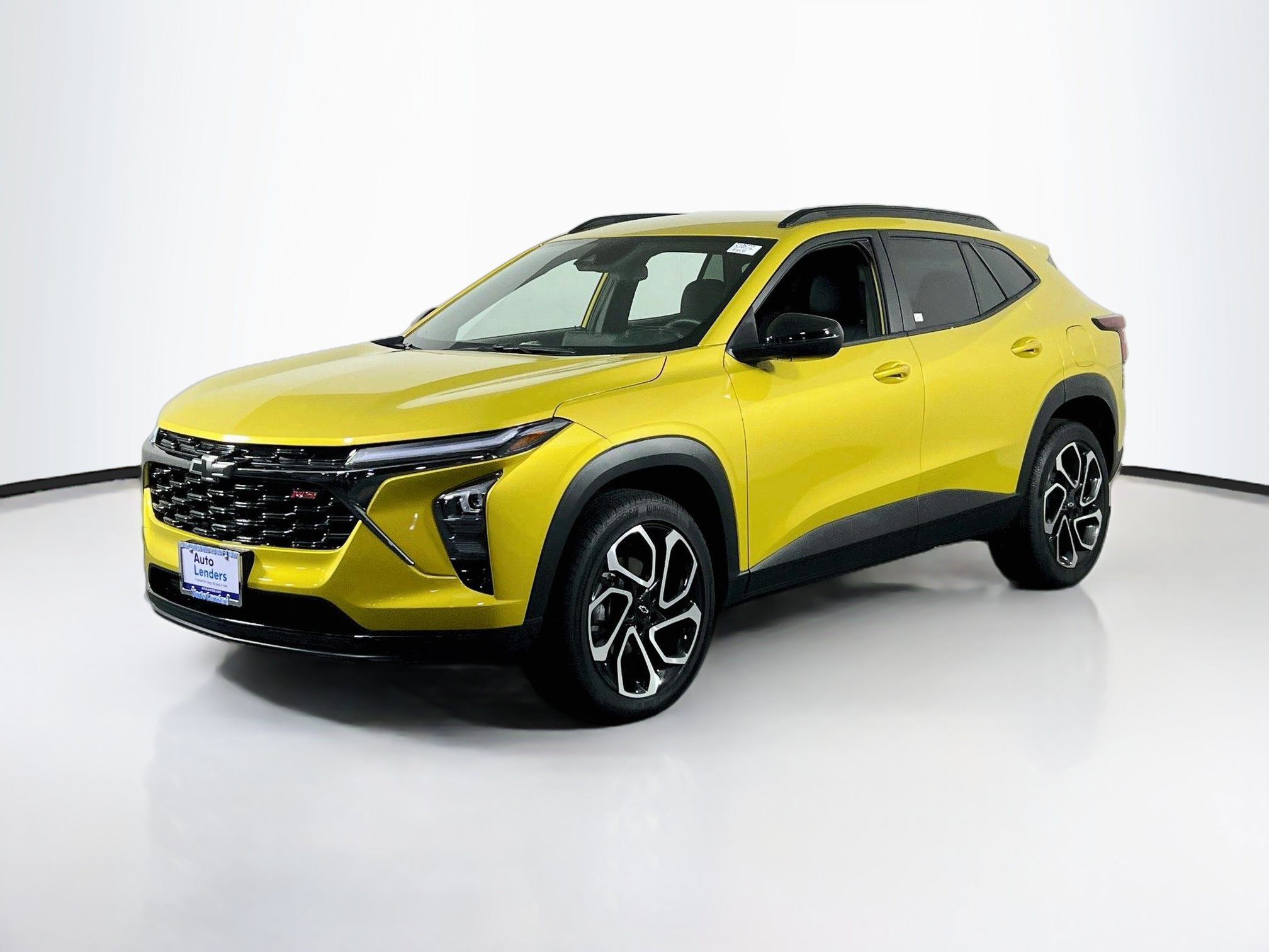 Used 2025 Chevrolet Trax RS FWD image 1