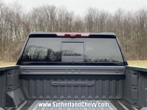 Used 2024 GMC Sierra 2500 Denali w/ Denali Reserve Package image 19