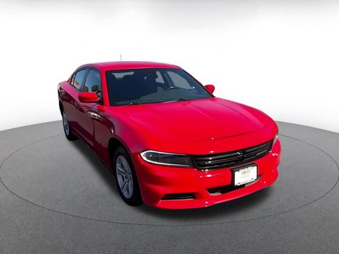 Used 2022 Dodge Charger SXT image 8