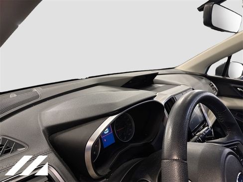 Used 2020 Subaru Ascent Premium w/ Convenience Package image 9