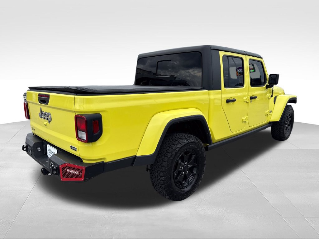 Used 2023 Jeep Gladiator Overland AWD/4WD image 5