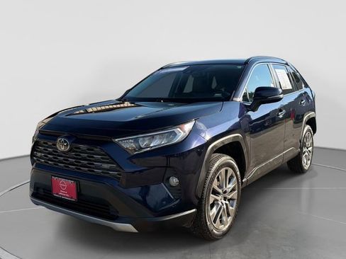 Used 2019 Toyota RAV4 Limited w/ All Weather Liner Package AWD/4WD image 8