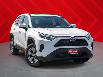 New 2025 Toyota RAV4 XLE
