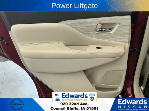 Used 2018 Nissan Murano SL w/ Moonroof Package AWD/4WD image 14