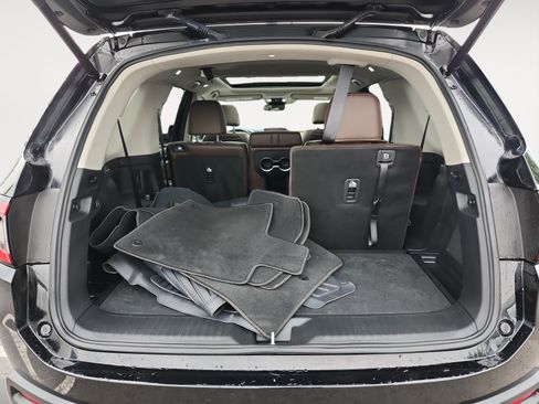 Used 2023 Honda Pilot Elite image 15