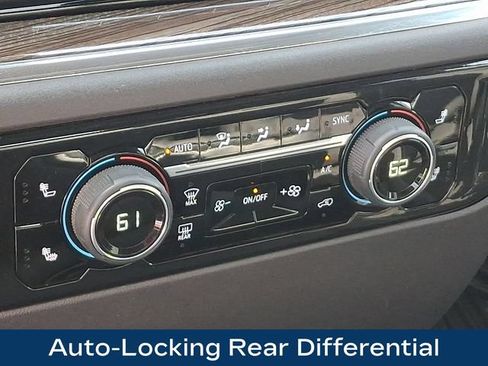 Used 2023 Chevrolet Silverado 1500 LT AWD/4WD image 14