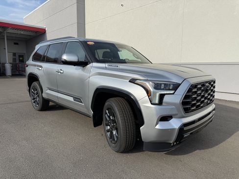 New 2026 Toyota Sequoia Platinum AWD/4WD image 2
