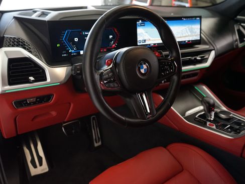 Used 2023 BMW XM AWD/4WD image 7
