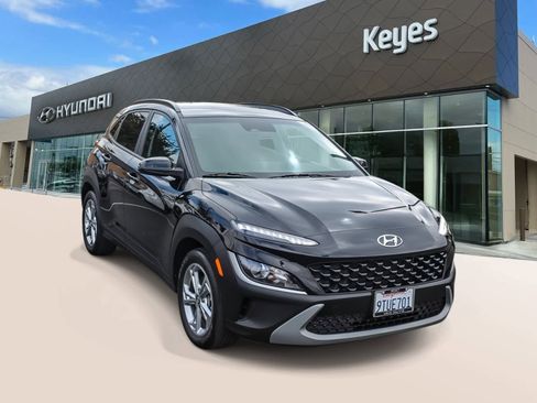 Used 2023 Hyundai Kona SEL w/ Cargo Package image 3
