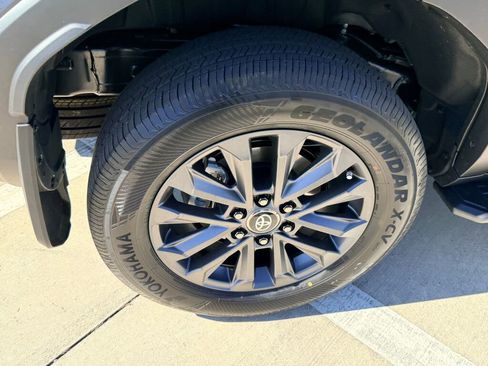 Used 2026 Toyota Land Cruiser image 13