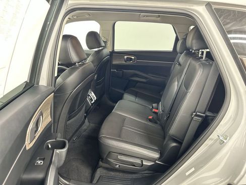Used 2022 Kia Sorento S AWD/4WD image 20
