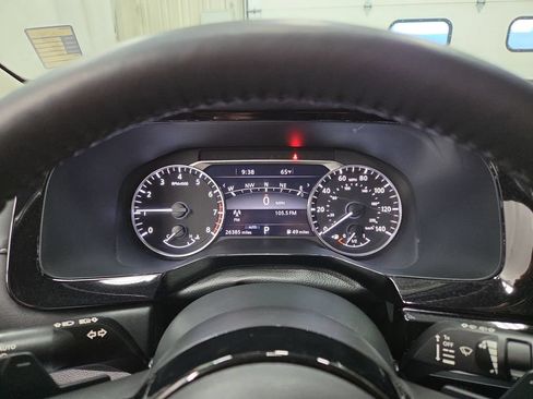 Used 2023 Nissan Pathfinder SL w/ Black Appearance Package AWD/4WD image 22