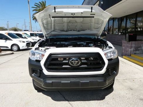 Used 2022 Toyota Tacoma SR image 8