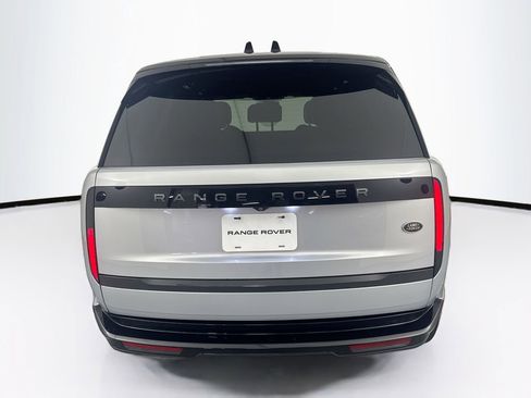Used 2023 Land Rover Range Rover SE image 6